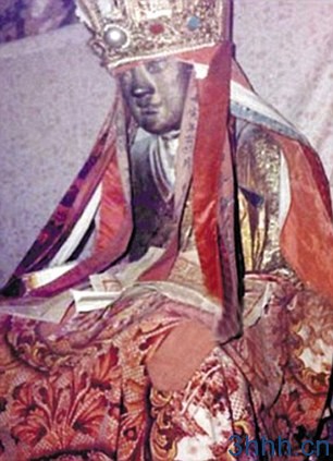 a Buddha once displayed at the temple in  Yangchun village. 