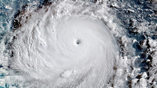 8 月 3 日時拍下的蘇迪勒颱風。（圖片來源／JMA）